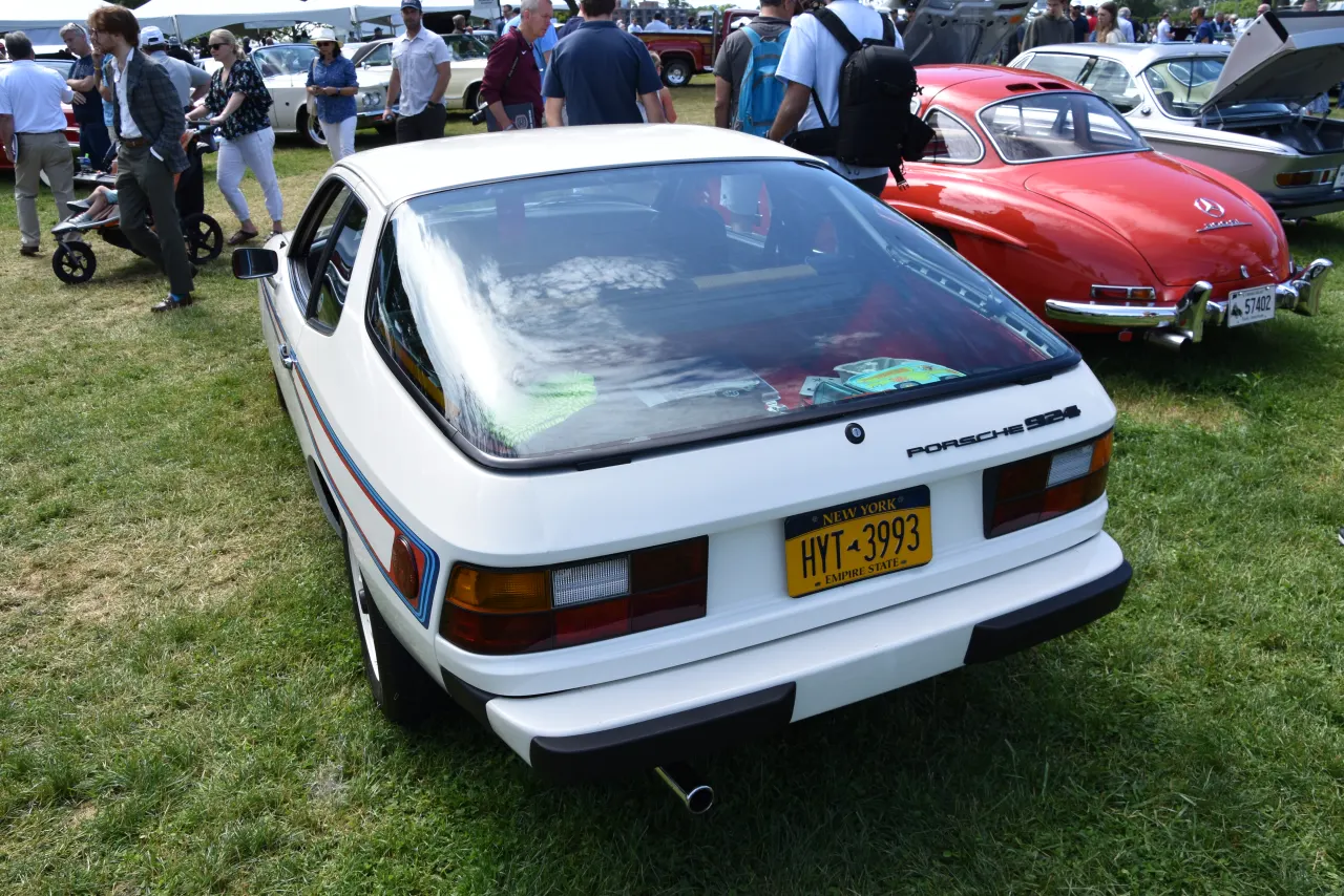 Porsche 924