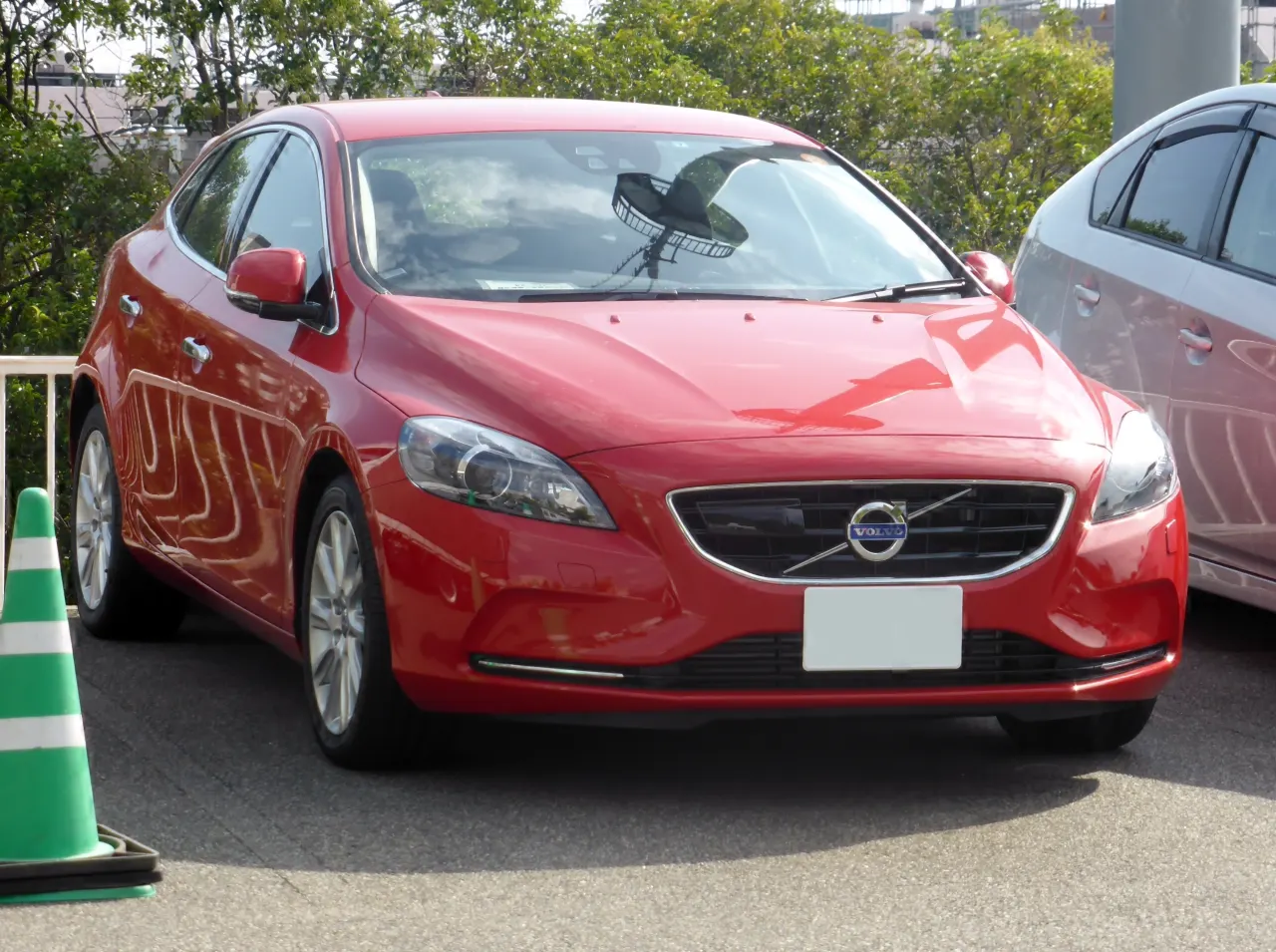 Volvo V40