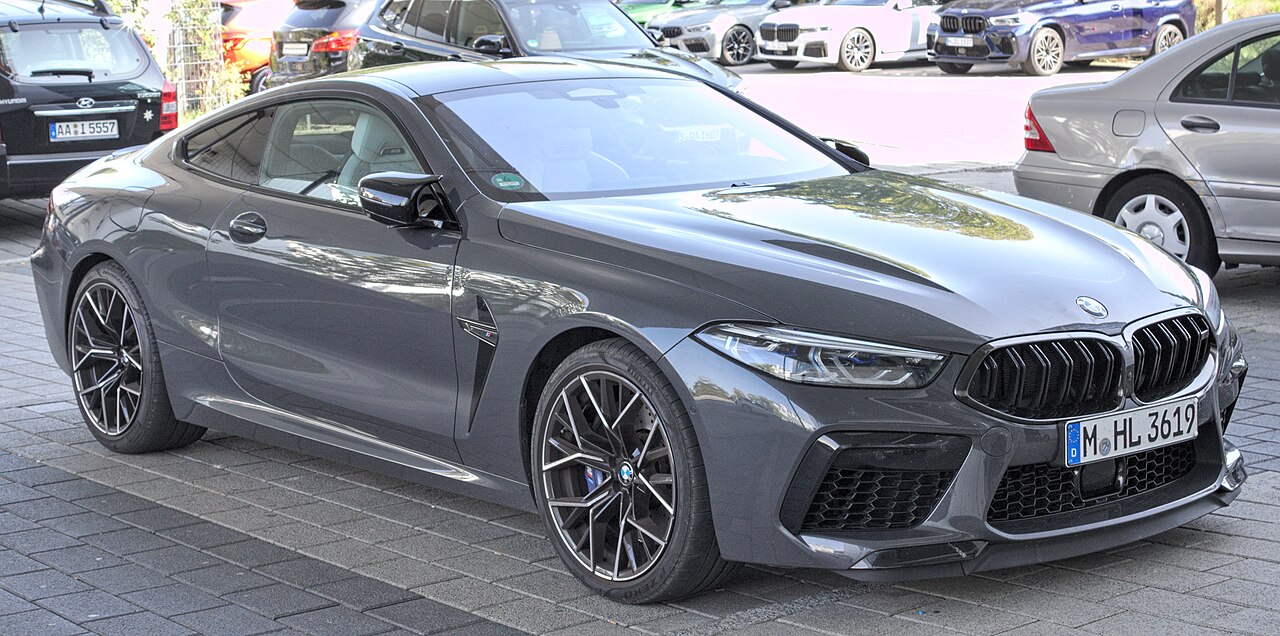 BMW M8 — son moteur S63 V8 biturbo 625ch, V8 BITURBO